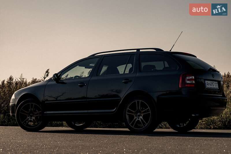 Универсал Skoda Octavia 2008 в Славянске