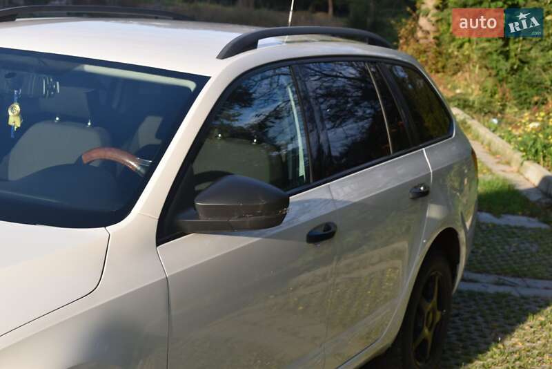 Универсал Skoda Octavia 2013 в Самборе