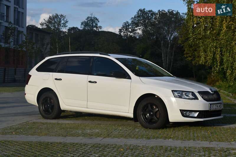 Универсал Skoda Octavia 2013 в Самборе