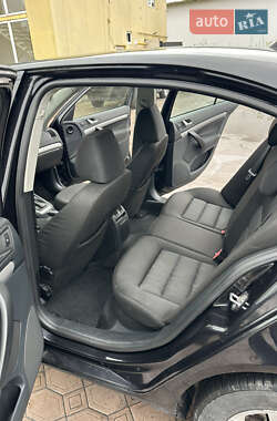 Лифтбек Skoda Octavia 2011 в 