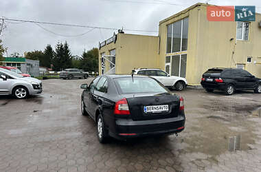 Лифтбек Skoda Octavia 2011 в 