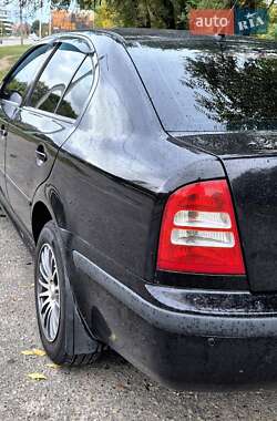 Лифтбек Skoda Octavia 2006 в 