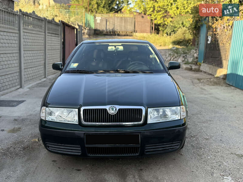 Лифтбек Skoda Octavia 2005 в Запорожье