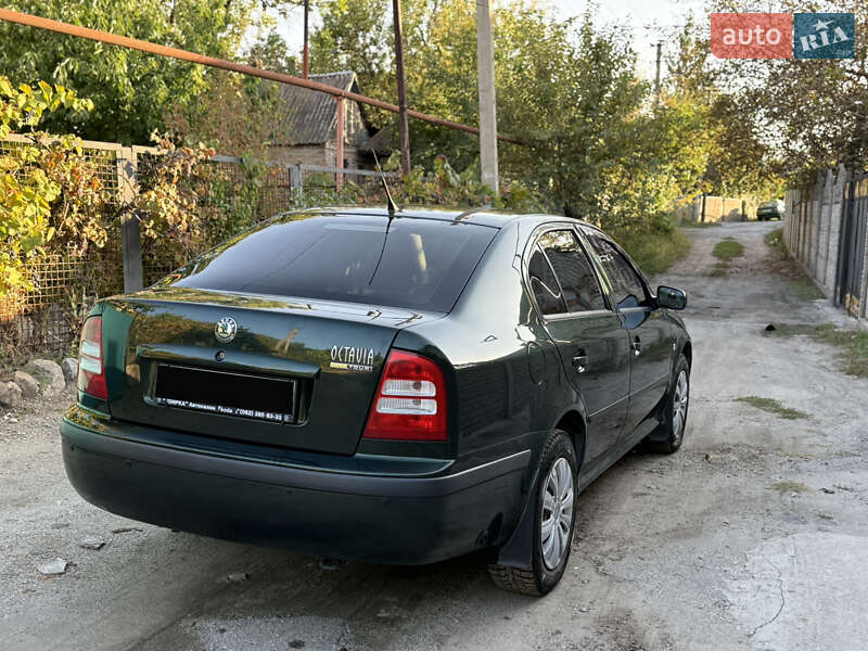 Лифтбек Skoda Octavia 2005 в Запорожье