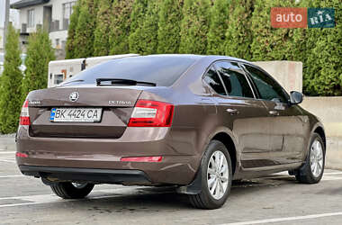 Лифтбек Skoda Octavia 2013 в 