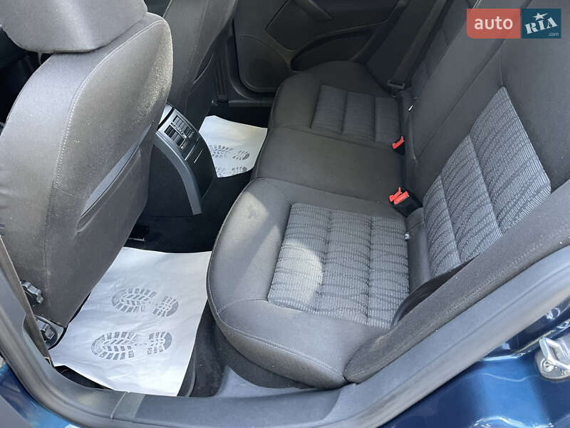 Универсал Skoda Octavia 2011 в Староконстантинове