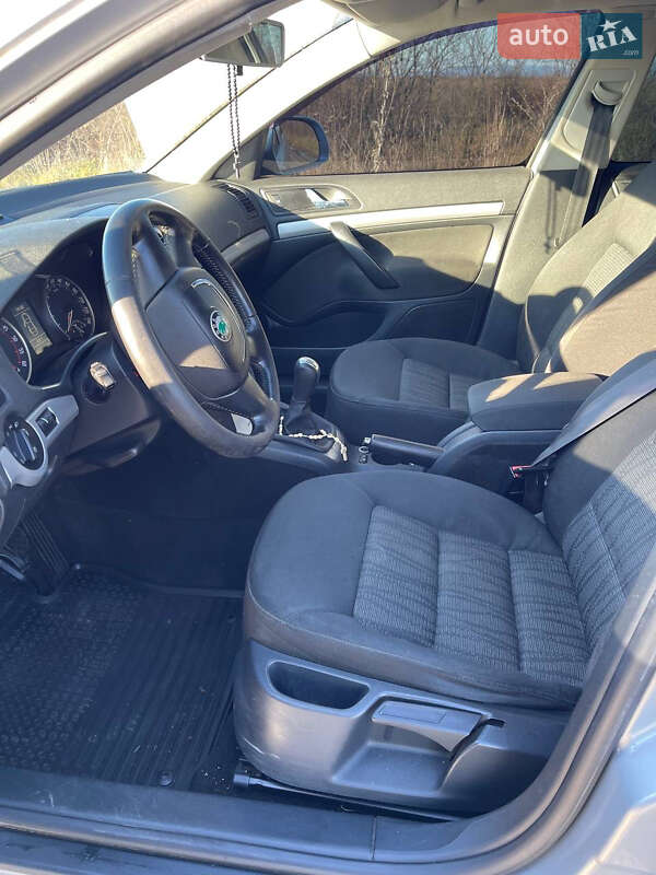 Универсал Skoda Octavia 2009 в Хмельницком