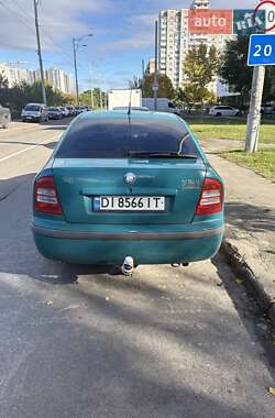 Лифтбек Skoda Octavia 2000 в 