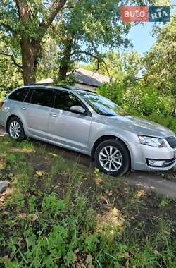 Універсал Skoda Octavia 2015 в Карлівці