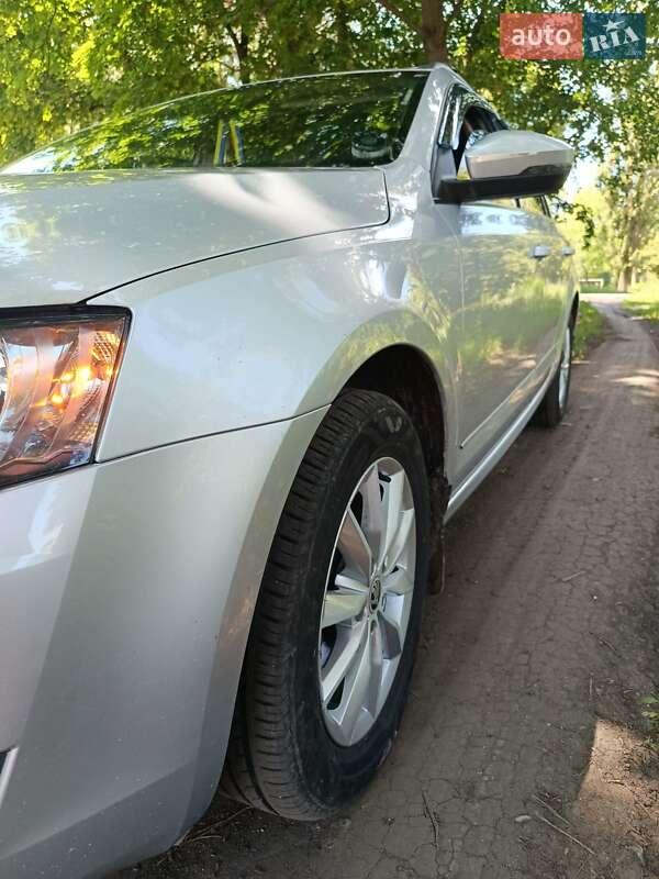 Універсал Skoda Octavia 2015 в Карлівці фото 16 Універсал Skoda Octavia 2015 в Карлівці