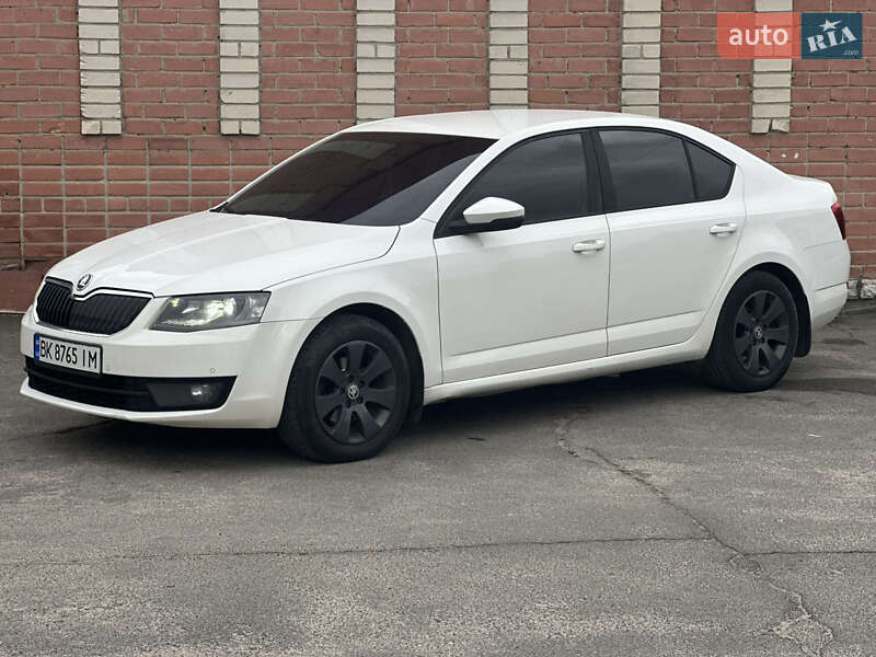 Лифтбек Skoda Octavia 2014 в 