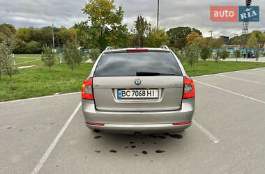 Универсал Skoda Octavia 2012 в 