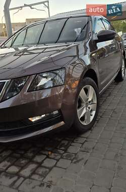 Лифтбек Skoda Octavia 2017 в 