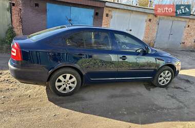 Лифтбек Skoda Octavia 2012 в 