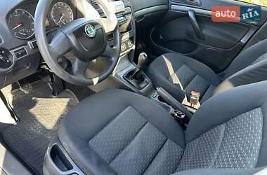 Лифтбек Skoda Octavia 2012 в 