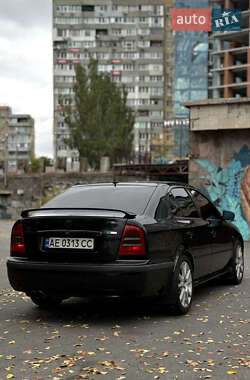 Лифтбек Skoda Octavia 2005 в 