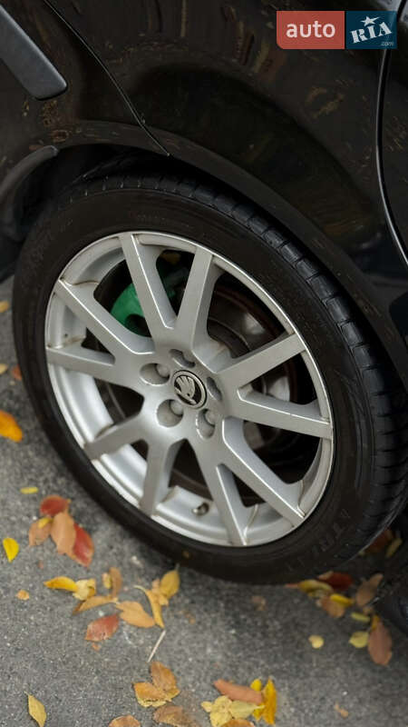 Ліфтбек Skoda Octavia 2005 в Дніпрі