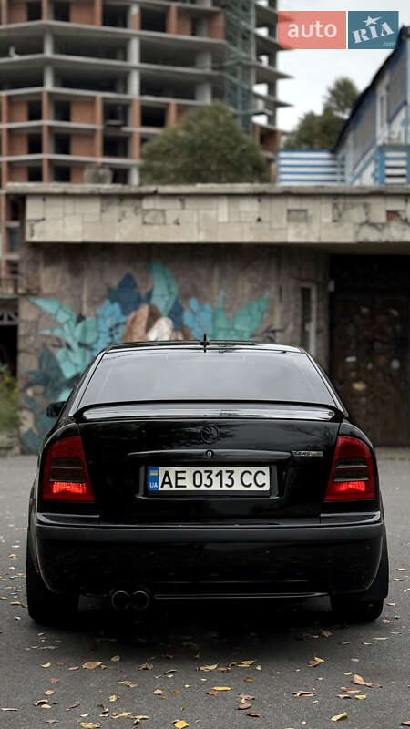 Ліфтбек Skoda Octavia 2005 в Дніпрі