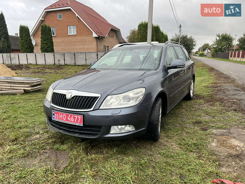 Универсал Skoda Octavia 2009 в Луцке
