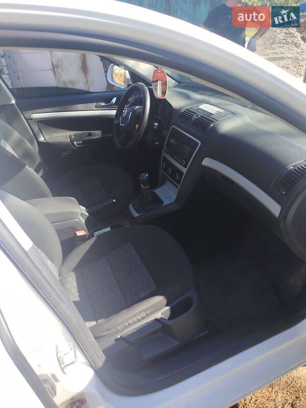 Універсал Skoda Octavia 2011 в Чернігові фото 5 Універсал Skoda Octavia 2011 в Чернігові