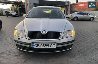 Лифтбек Skoda Octavia 2004 в 