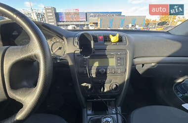 Ліфтбек Skoda Octavia 2004 в Києві