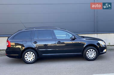 Универсал Skoda Octavia 2010 в 