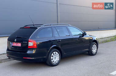 Универсал Skoda Octavia 2010 в 
