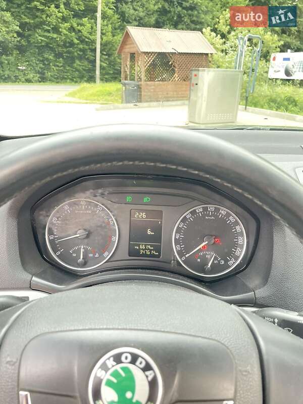 Лифтбек Skoda Octavia 2010 в Калинах фото 5 Лифтбек Skoda Octavia 2010 в Калинах