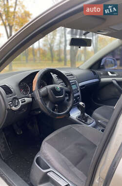 Лифтбек Skoda Octavia 2012 в 