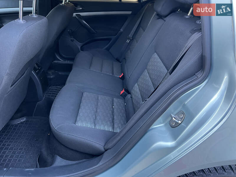Универсал Skoda Octavia 2012 в Дунаевцах