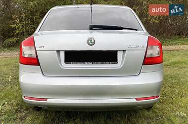 Ліфтбек Skoda Octavia 2010 в 