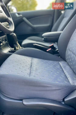 Универсал Skoda Octavia 2004 в 