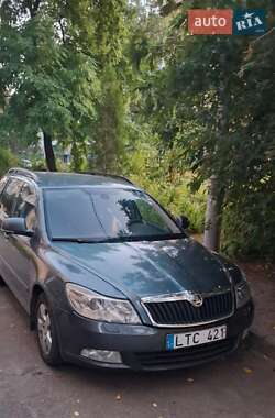 Универсал Skoda Octavia 2009 в 