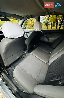 Лифтбек Skoda Octavia 2001 в 