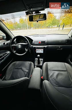 Лифтбек Skoda Octavia 2001 в 
