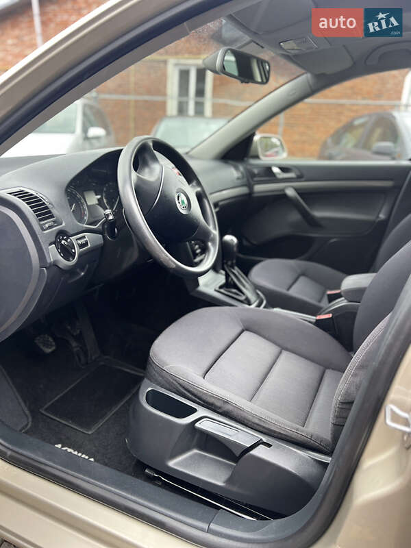 Универсал Skoda Octavia 2005 в Львове
