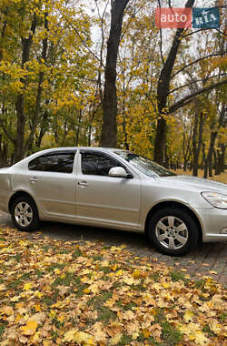 Лифтбек Skoda Octavia 2010 в 