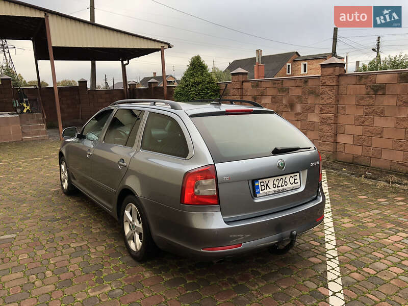 Универсал Skoda Octavia 2012 в Луцке фото 6 Универсал Skoda Octavia 2012 в Луцке