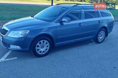 Універсал Skoda Octavia 2010 в 