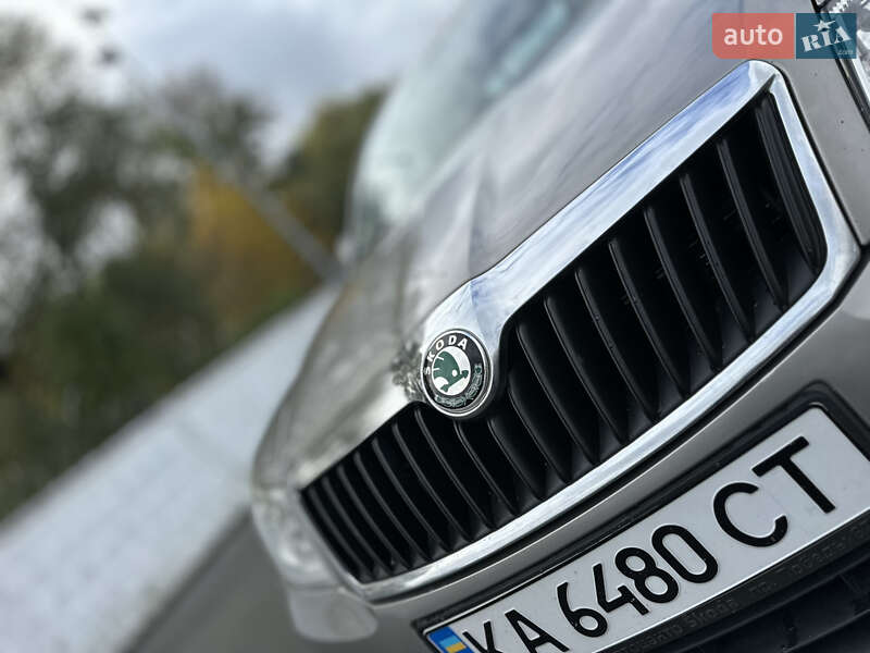 Лифтбек Skoda Octavia 2010 в Киеве