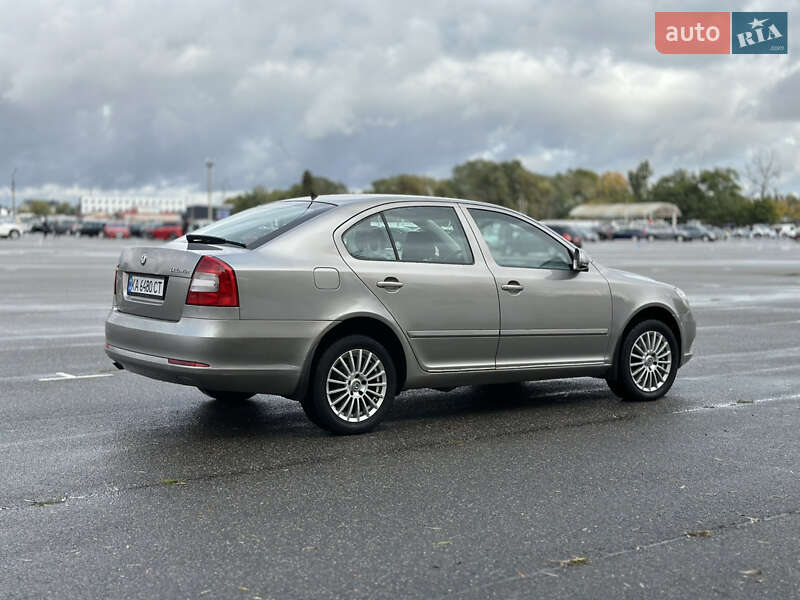 Лифтбек Skoda Octavia 2010 в Киеве
