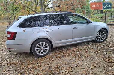 Универсал Skoda Octavia 2019 в Днепре