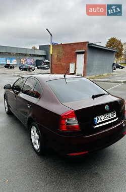 Лифтбек Skoda Octavia 2010 в 