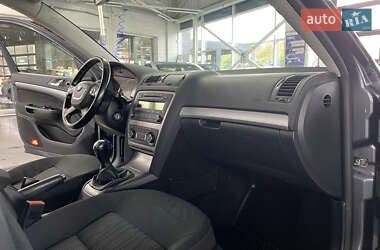 Лифтбек Skoda Octavia 2010 в 