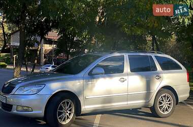 Универсал Skoda Octavia 2012 в 