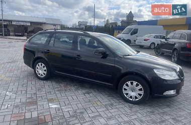 Универсал Skoda Octavia 2010 в 