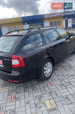 Универсал Skoda Octavia 2010 в 
