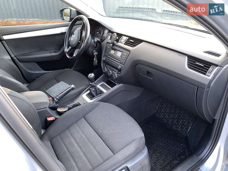 Лифтбек Skoda Octavia 2013 в Виннице