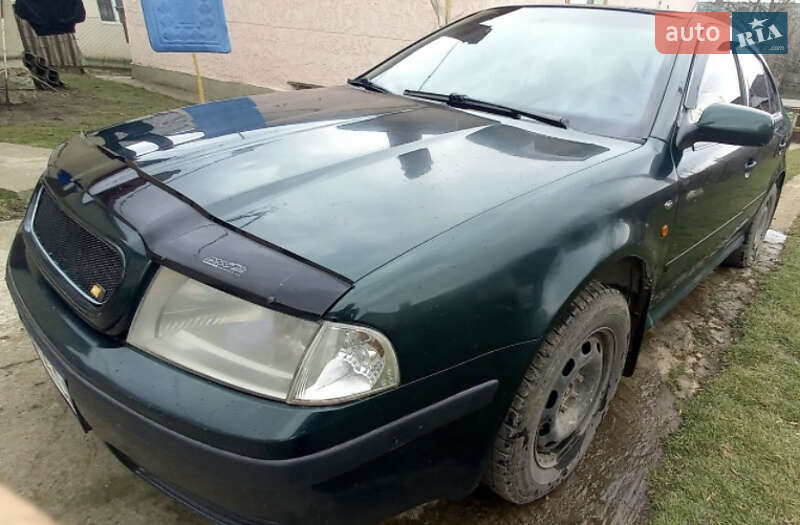 Лифтбек Skoda Octavia 2001 в Ивано-Франковске